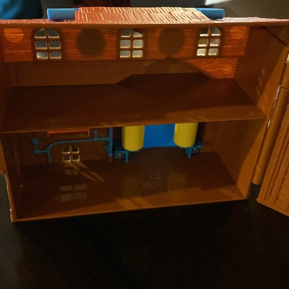 Thomas Sodar Engine Works
2003 - Picture 6 of 6